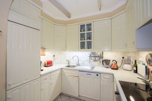 Photo 24- click for photo gallery